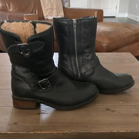 EUC Size 8 UGG boots - Picture 2 of 6
